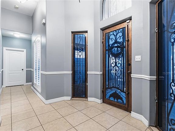 4th image of 22602 Rio Rancho Rd