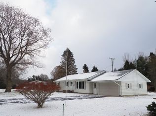 1639 Red Apple Rd, Manistee, MI 49660