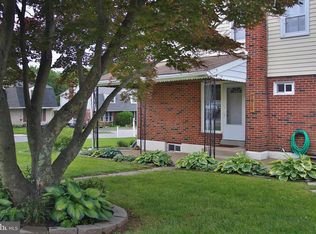 1815 Dartmouth Dr, Norristown, PA 19401