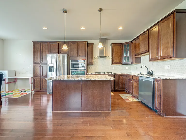23314 Tradewind Dr — Photo 4