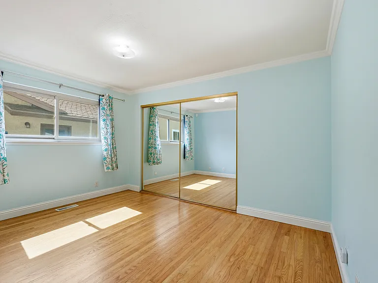 3305 Fir Ave — Photo 5