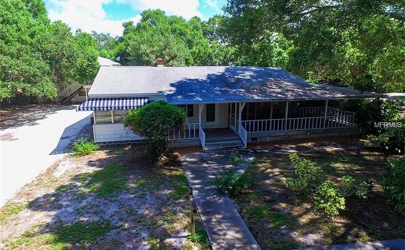 2nd image of 1741 Illehaw Dr