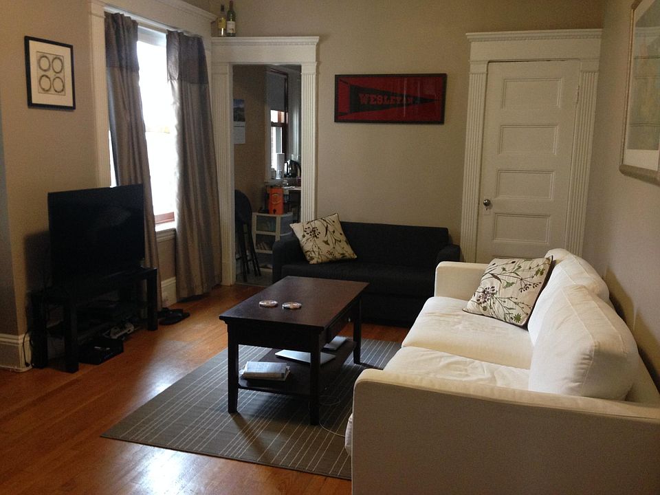 2nd image of 6 Garrison St #710