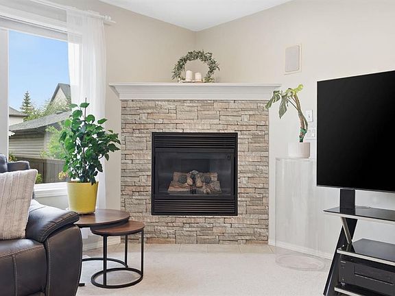 5th image of 450 W Elgin Way SE