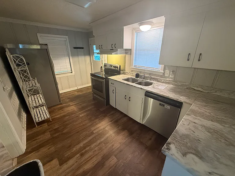 205 Pecan Park Dr — Photo 9