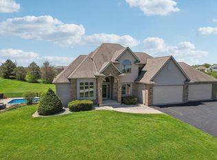 36705 53rd Pl, Burlington, WI 53105