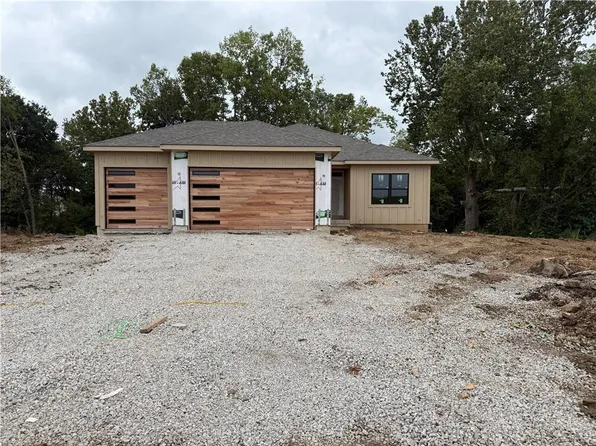 521 Arbor Trl, Liberty, MO 64068