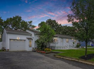188 Arizona Dr, Brick, NJ