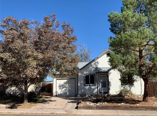 17483 E Chenango Dr, Aurora, CO 80015