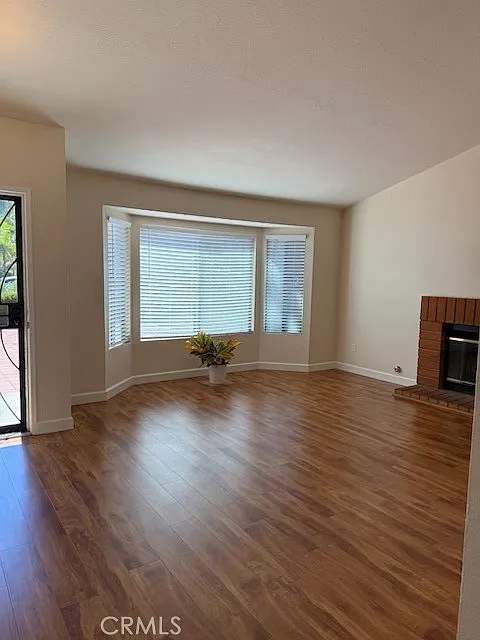 3 bed, 1563 sqft, $3,900 — Photo 4