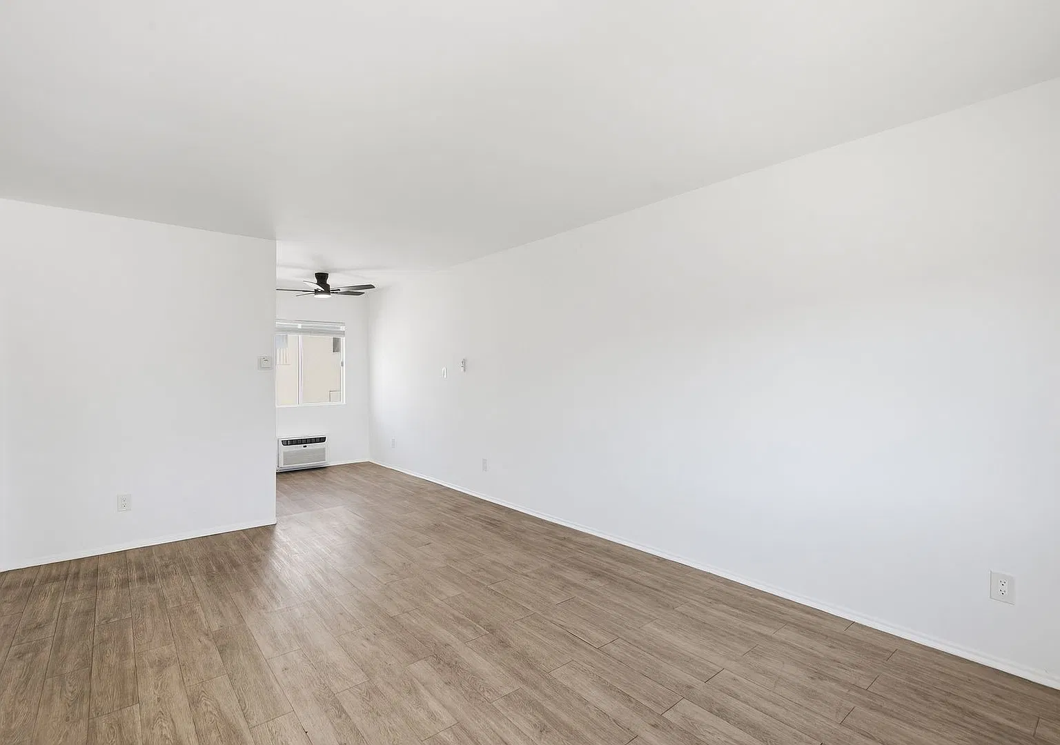 7100 Fulton Ave — Photo 3