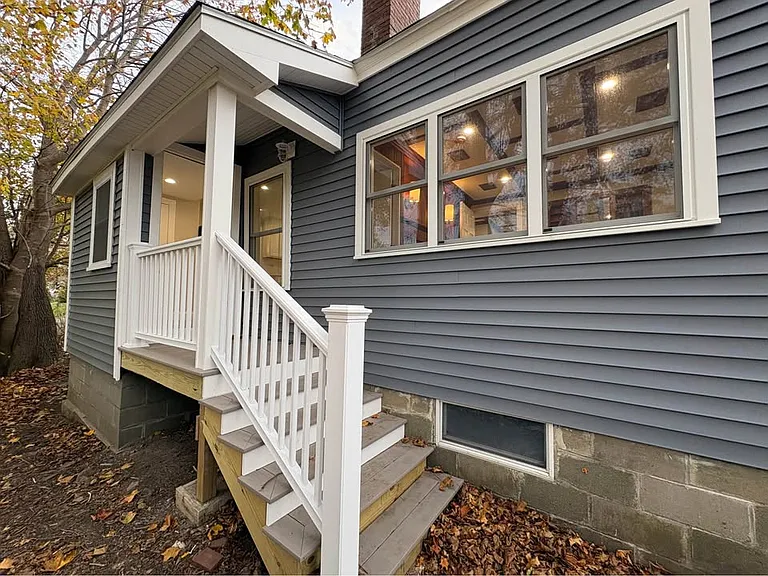 20 Main St #2 — Photo 14