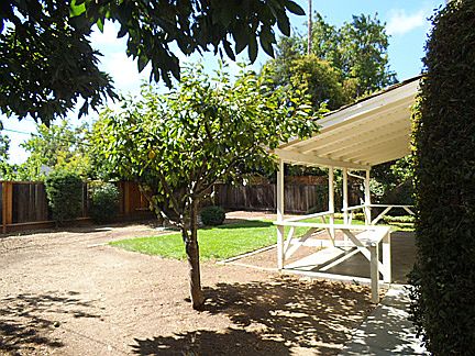 4th image of 1570 Alisal Ave