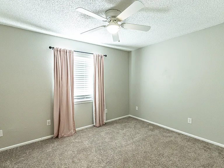 9611 Bangor Ave — Photo 25