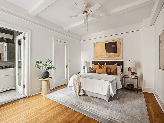4th image of 157 E 72nd St APT 8E