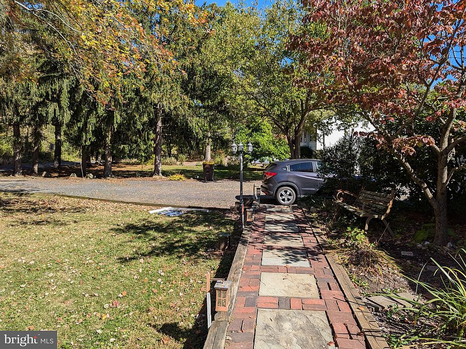6270 Groveland Rd, Pipersville, PA 18947 | Zillow