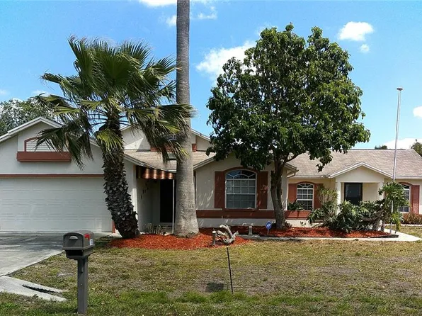 100 Heatherwood Blvd, Lake Wales, FL 33859