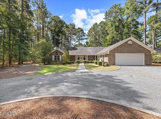 59 Shadow Ln, Whispering Pines, NC 28327
