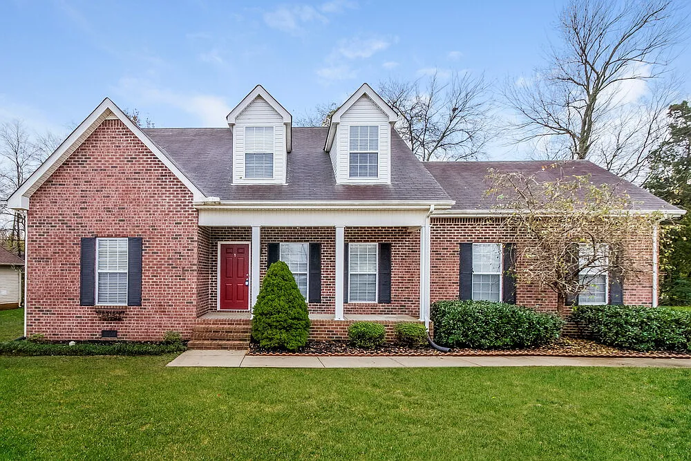 4 bed, 3.0 bath, 2193 sqft, $3,880 — Photo 1