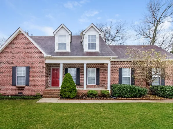 3011 Overhill Ct, Murfreesboro, TN 37130