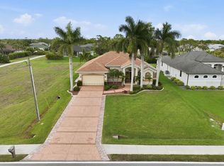 185 Rotonda Blvd E, Rotonda West, FL 33947
