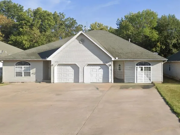 522 E Park Duplex, Pittsburg, KS