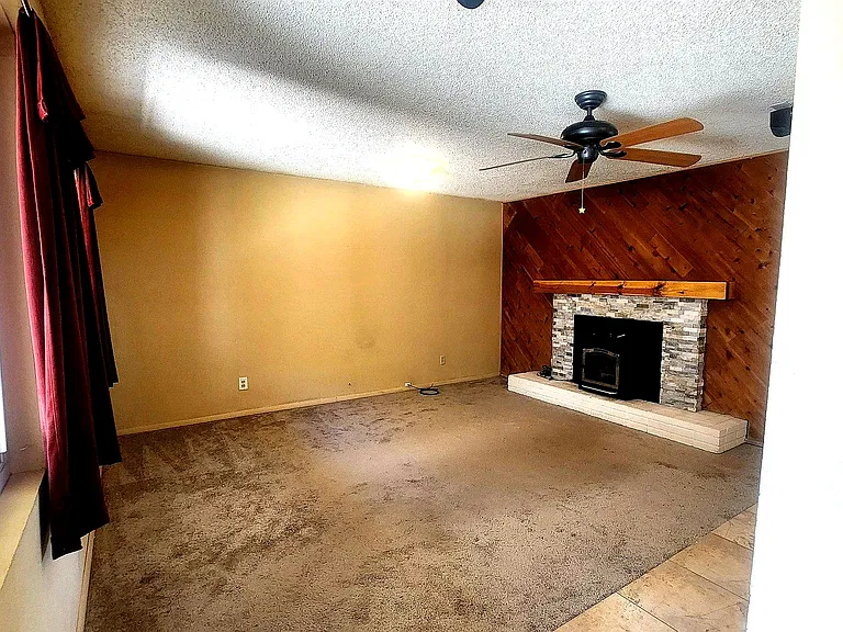 5647 Wood Dr SW — Photo 12
