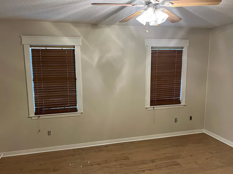 172 Southfield Pkwy — Photo 5