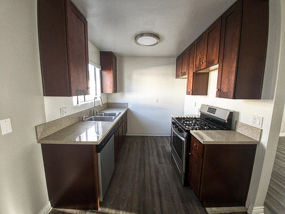 3rd image of 735 E Palmer Ave APT 204