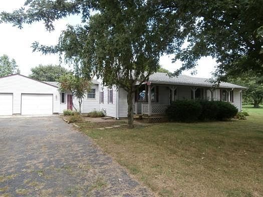 1st image of 186 E South St