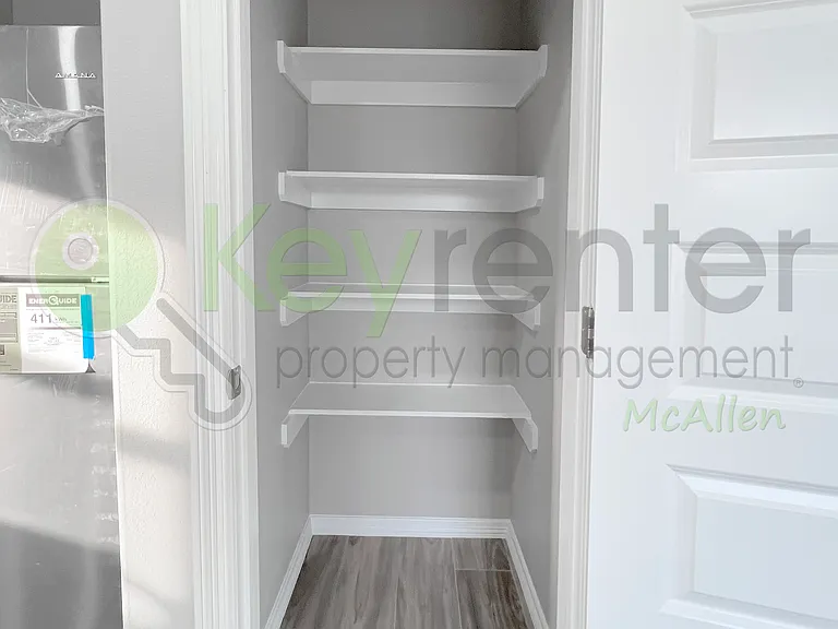 4104 Walnut Ave #4 — Photo 13