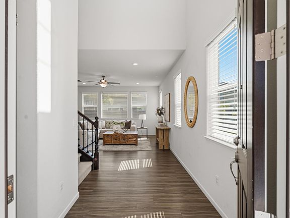 5th image of 1401 Spur Lane