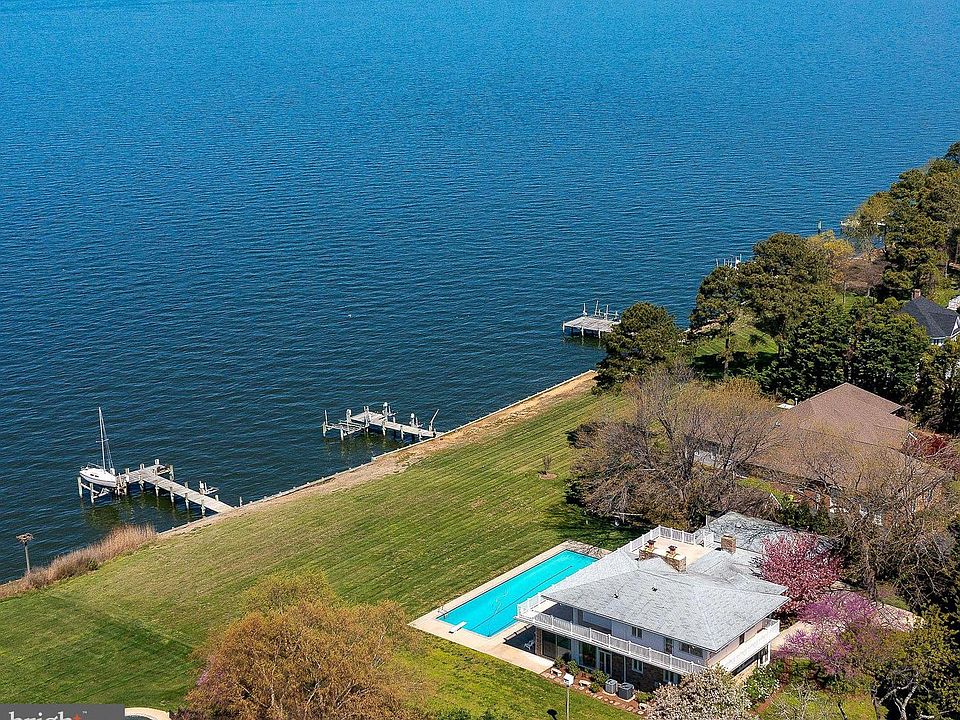 1st image of 212 Lighthouse View Dr