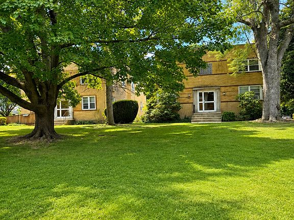 2nd image of 306 E Hinckley Ave #401G