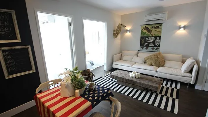 Rented by Nooklyn NYC LLC | media 4