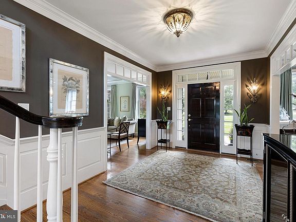 5th image of 107 Newlin Green Cir