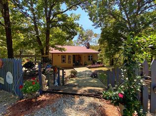 300 Silver Springs Rd, Evening Shade, AR 72532