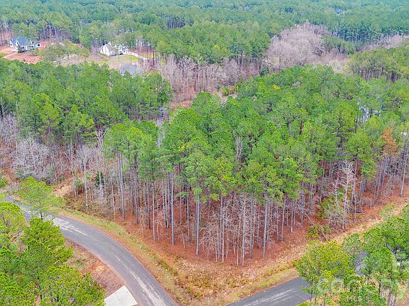 3rd image of 8066 Gulf Creek Rd