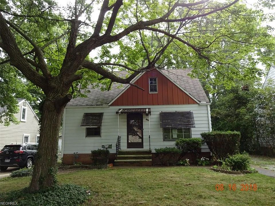 1st image of 722 Wesley Dr