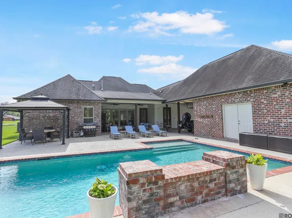 13517 Crawford Rd, Gonzales, LA 70737