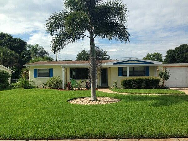 1st image of 2571 Lorna Dr