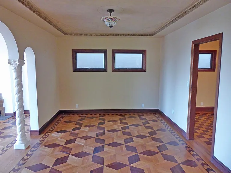 185 Beaver St — Photo 6