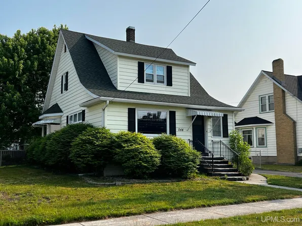 544 Michigan Ave, Manistique, MI 49854