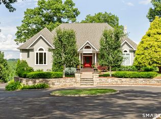 30 Daniel Trace, Burlington, CT 06013
