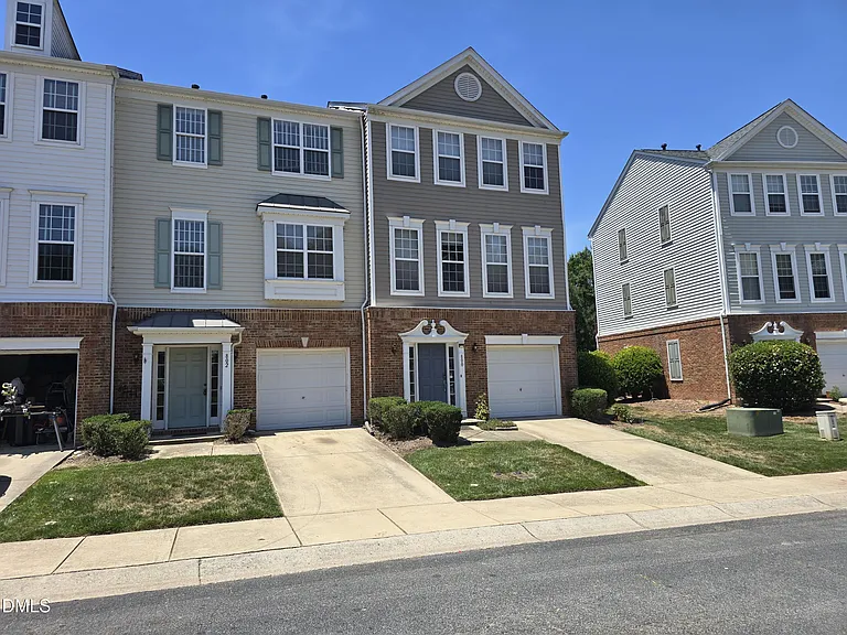 802 Sutter Gate Ln — Photo 8