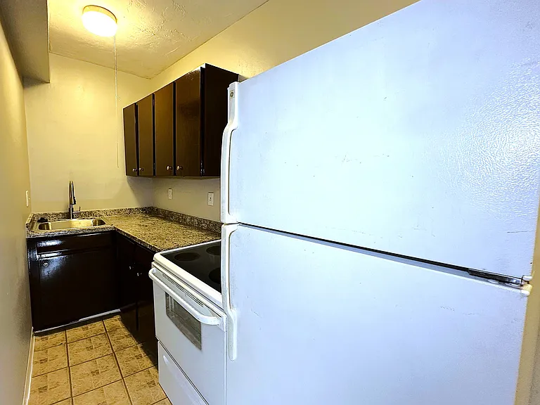 102 W Ida Ave #8 — Photo 7