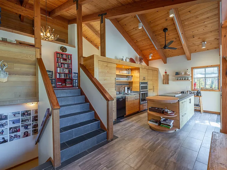 1466 Juniper Mountain Rd — Photo 9