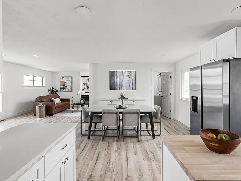 207 Stephen Ct — Photo 11