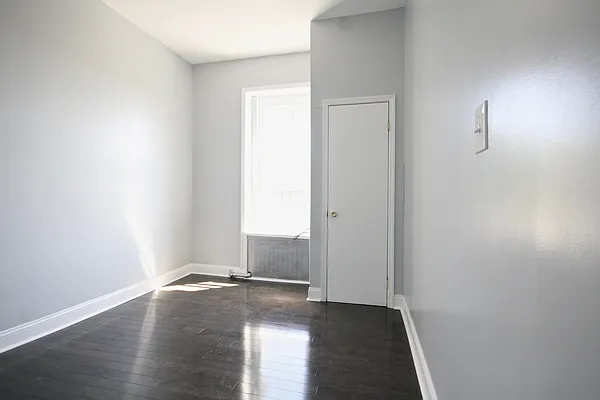 Rented by Rental Solutions Inc | media 11