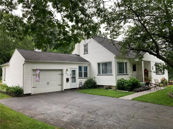 145 Klink Rd, Rochester, NY 14625